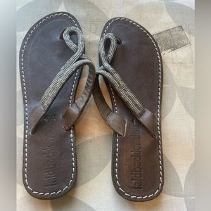 Laidback London flat leather sandal NWOT